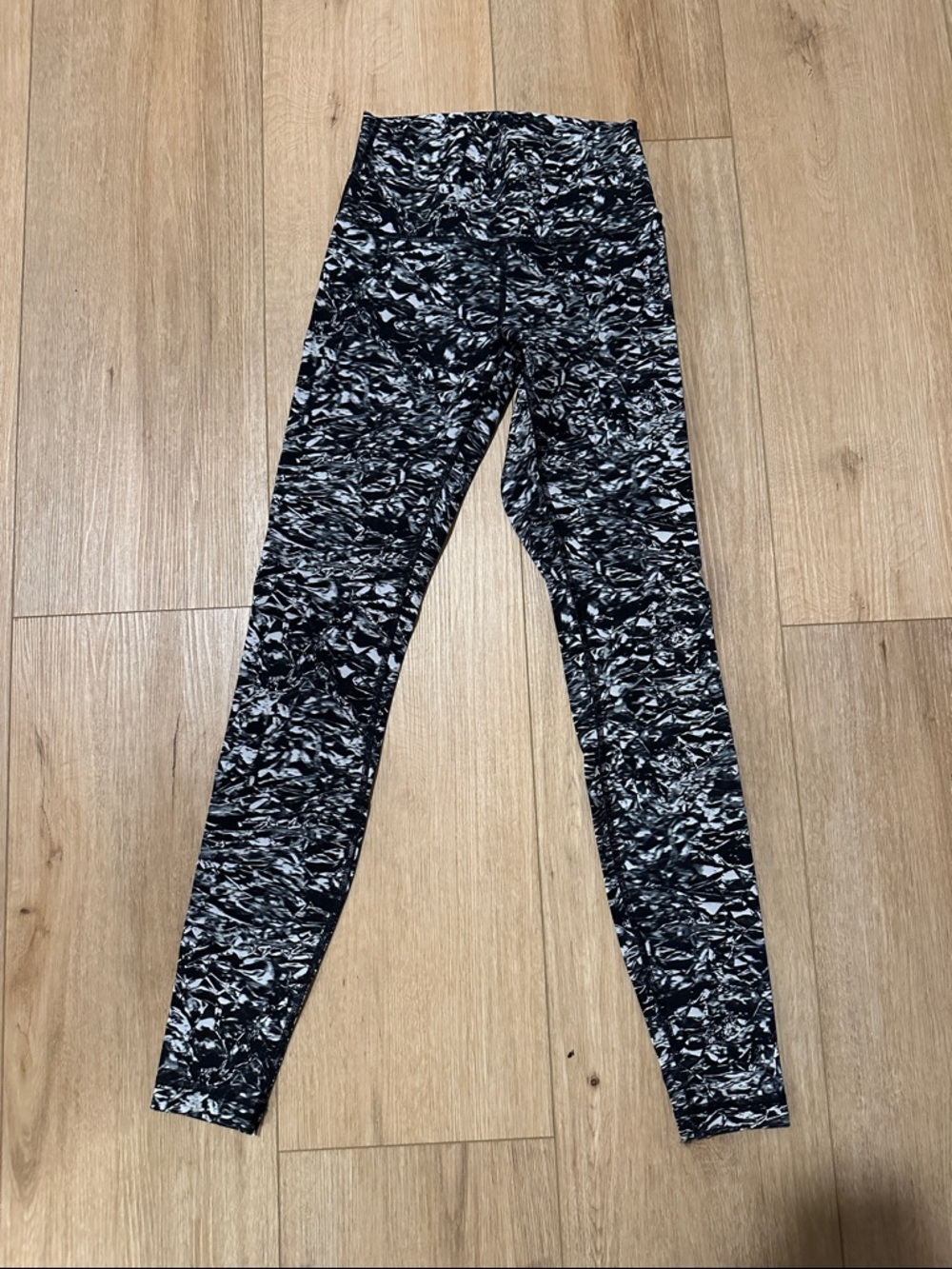 Lululemon Wunder Under High Rise 7/8 25” Tight Legging Size 4